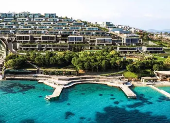 Yalıkavak'ta Özel Plajlı Lüks Tesisler Villa Kompleksi